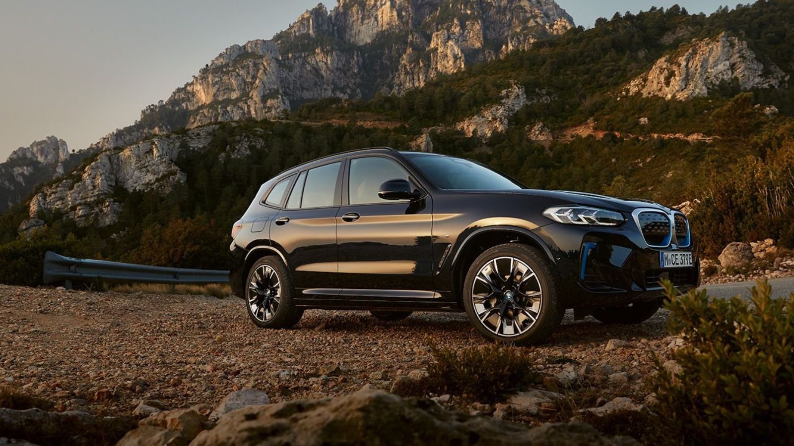 Qualcomm teams up with BMW to launch new Snapdragon Ride advanced driving system in iX3 | Technology News