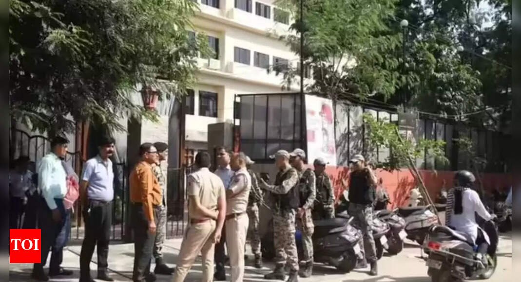 Multiple Delhi schools receive bomb threats; students, staff evacuated | Delhi News