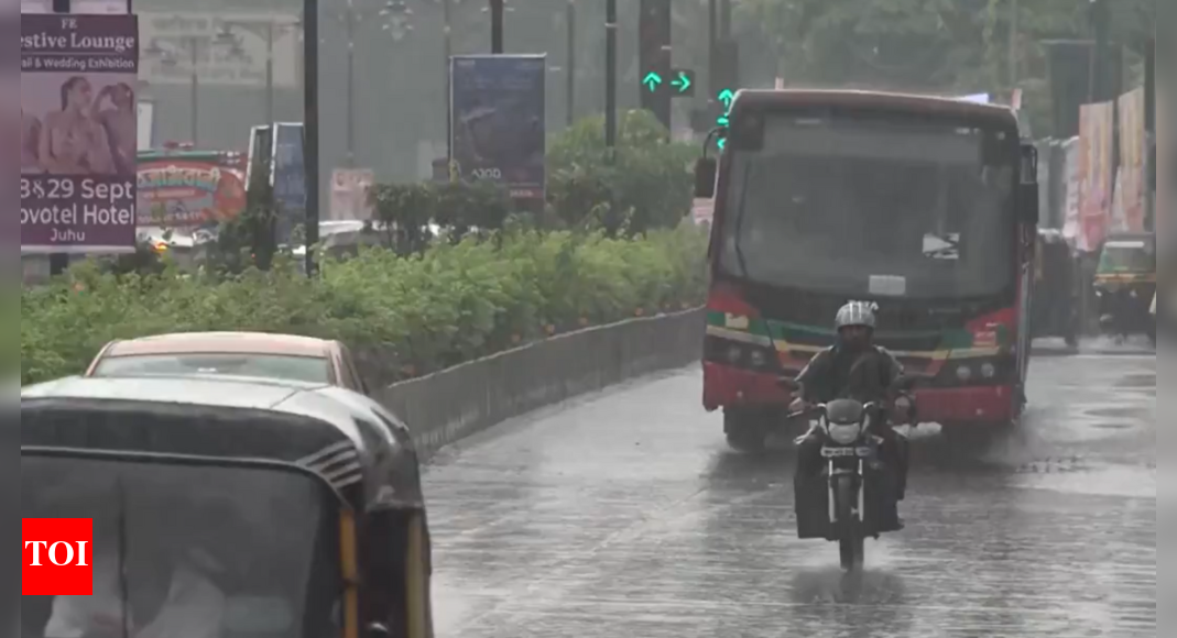 IMD predicts heavy rain in Mumbai, suburbs; orange alert issued | Mumbai News