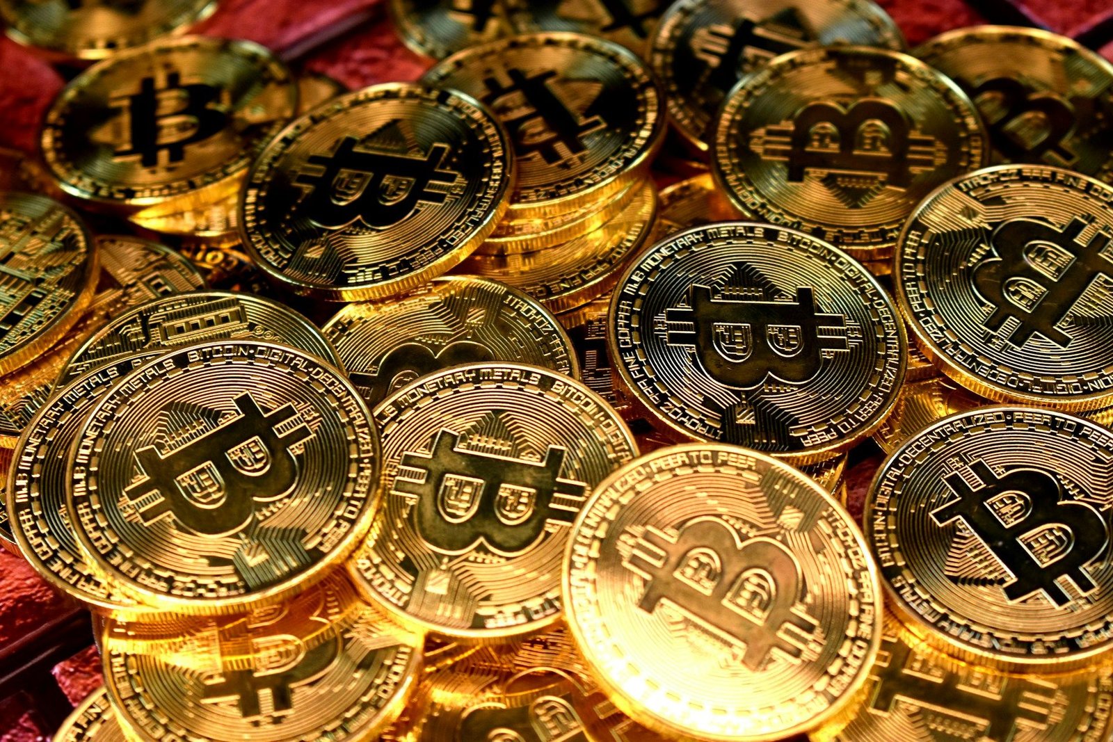 August ETF Flows Show the Massive Scale of Bitcoin to Ethereum Rotation