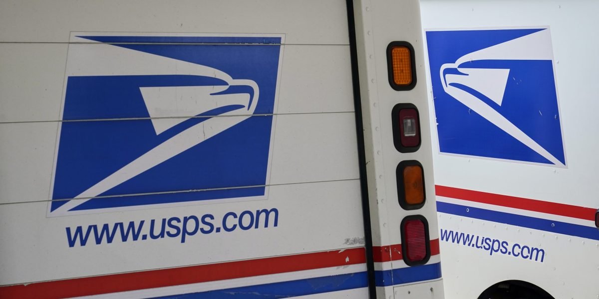 Trump’s closure of the de minimis tariff loophole sent postal traffic to the U.S. to a ‘near-halt’