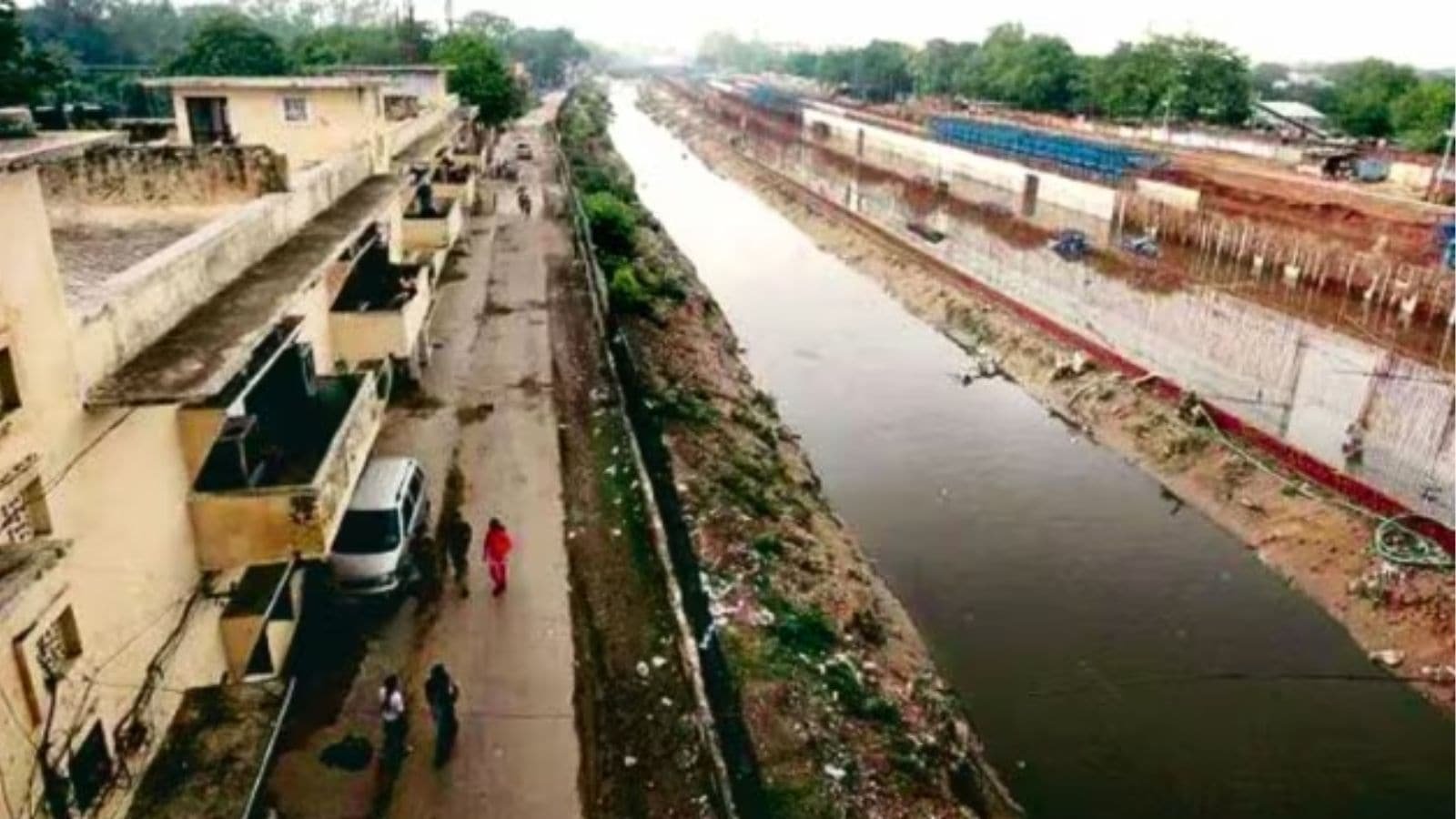 Drainage Master Plan flags infra projects obstructing natural flow of water, recommends water-sensitivity study in future | Delhi News
