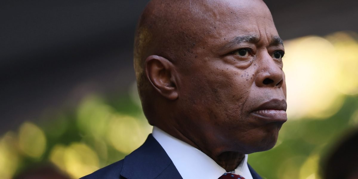 NYC mayor Adams quits reelection race without endorsing any remaining candidates, but warns ‘extremism is growing in our politics’