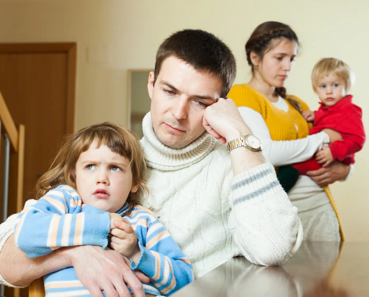 Lack of Emotional Connection in Relationships: Signs of Emotional Disconnection