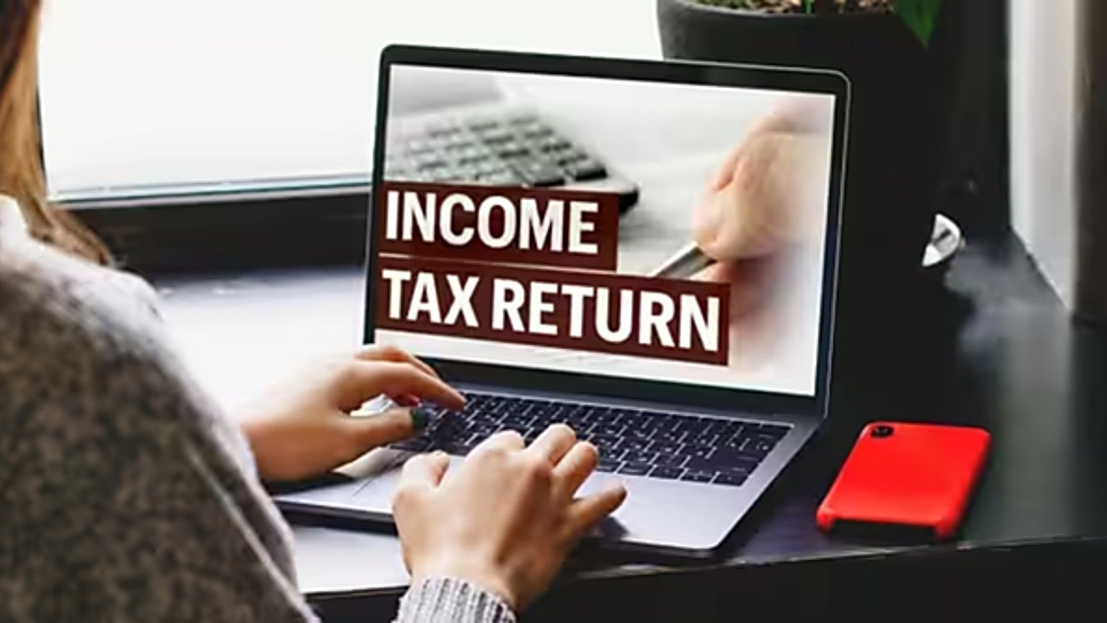 I-T Dept extends return filing deadline by one day after complaints of portal glitches | Business News