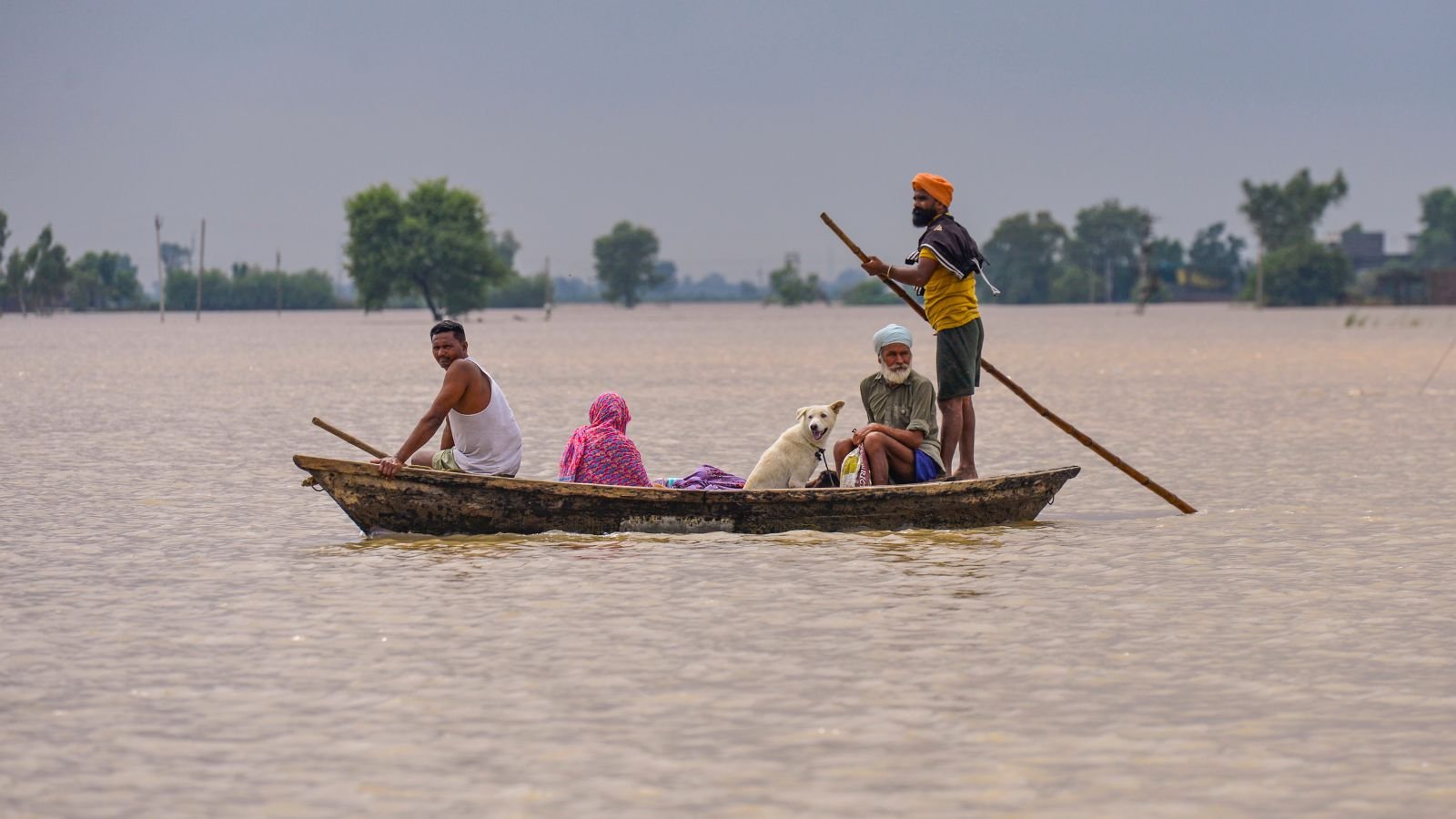 Kapurthala rail parts manufacturer builds boats for relief, rescue efforts