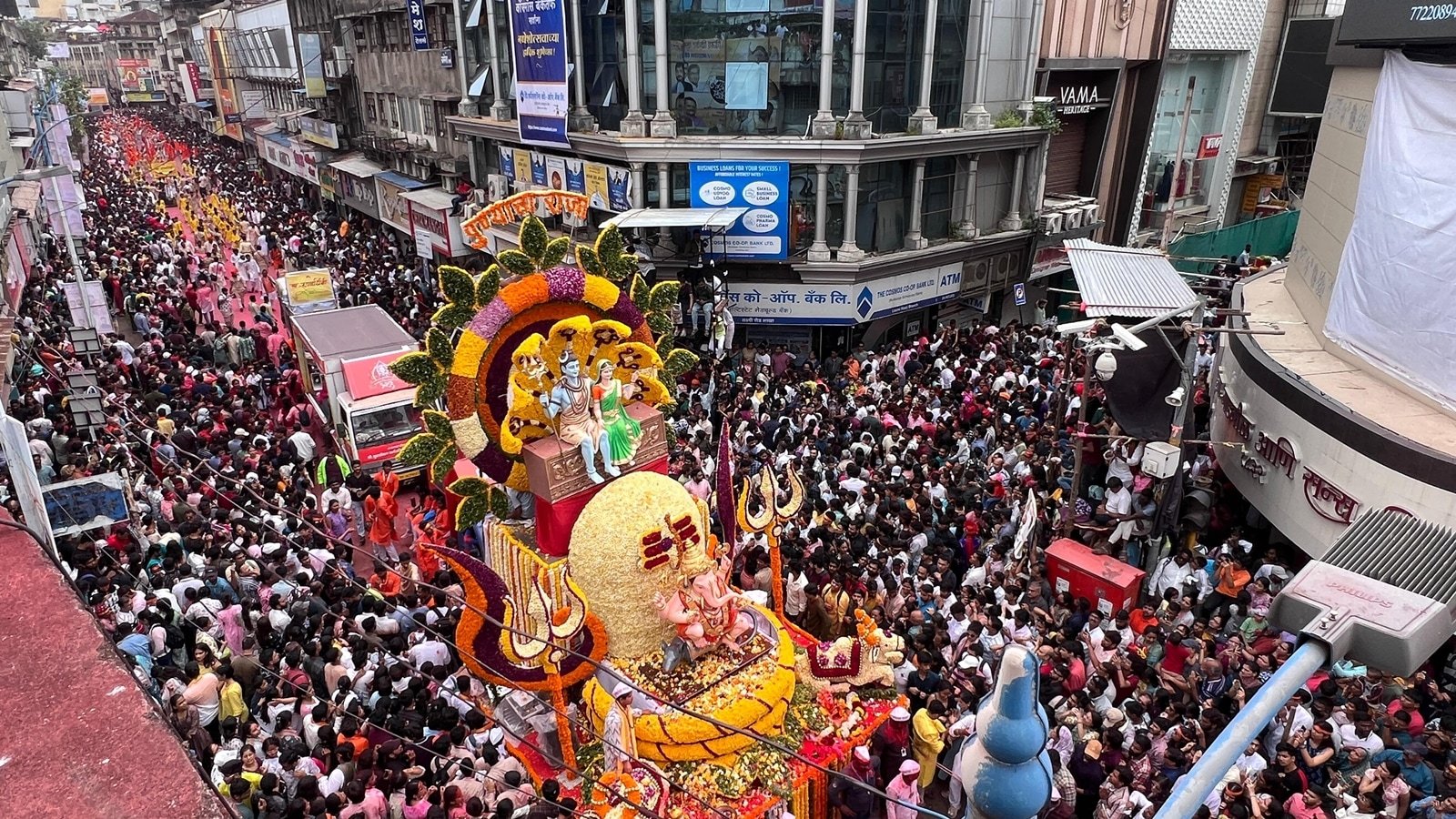 Despite early start, Ganesh Visarjan in Pune ends after 34 hours | Pune News