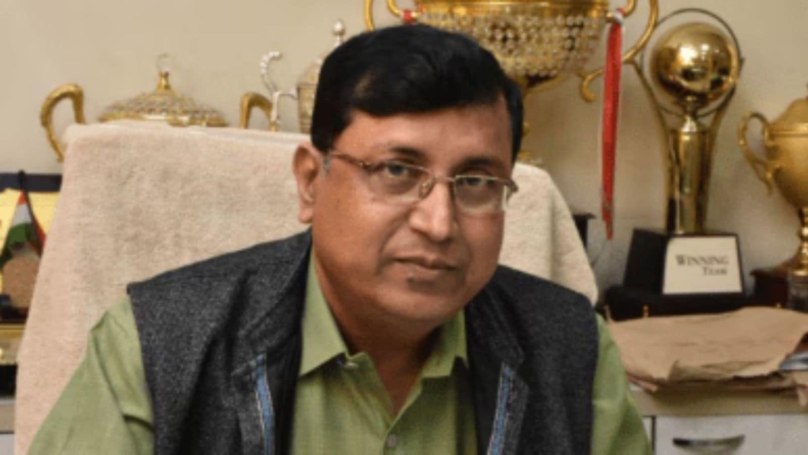 Students up ante against NUJS V-C, sets Oct 31 deadline for him to quit | Kolkata News