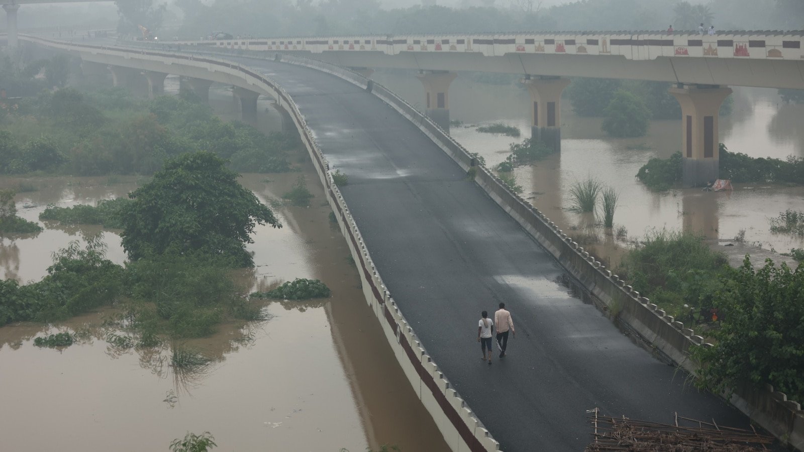 Rain continues in Delhi-NCR, Yamuna above evacuation mark for second straight day | Delhi News