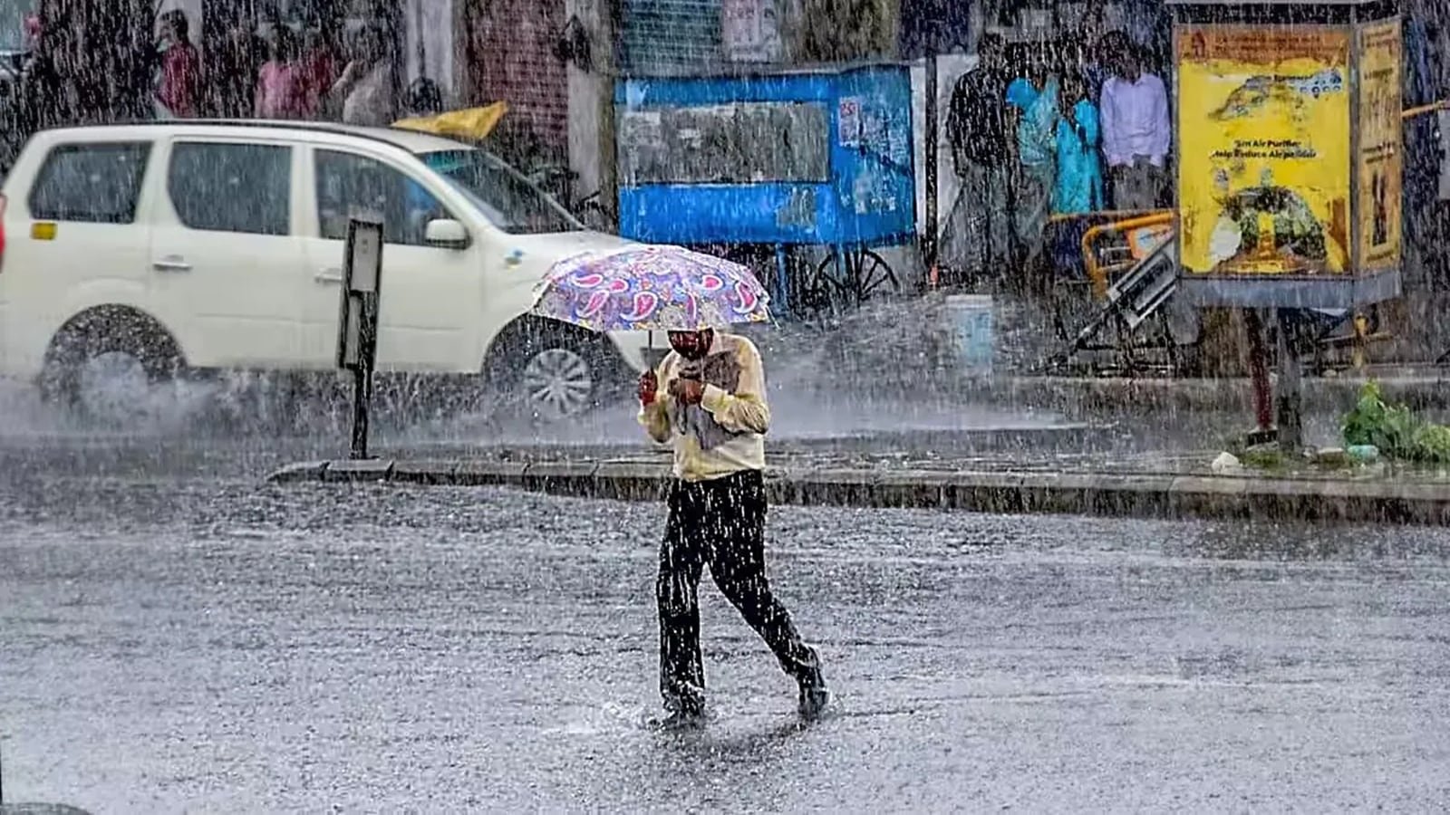 Rain to continue in Bengaluru; IMD issues yellow alert till Thursday | Bangalore News