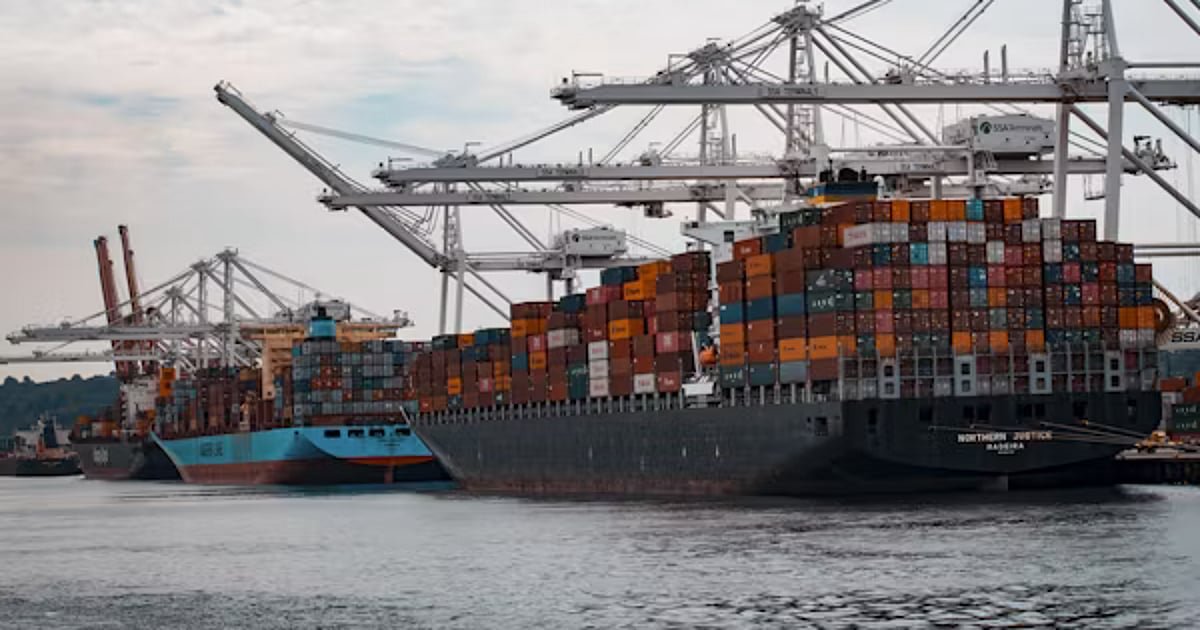 Finance Ministry Sees Strong Growth Momentum, Cautions Against Tariffs And US Visa Fees