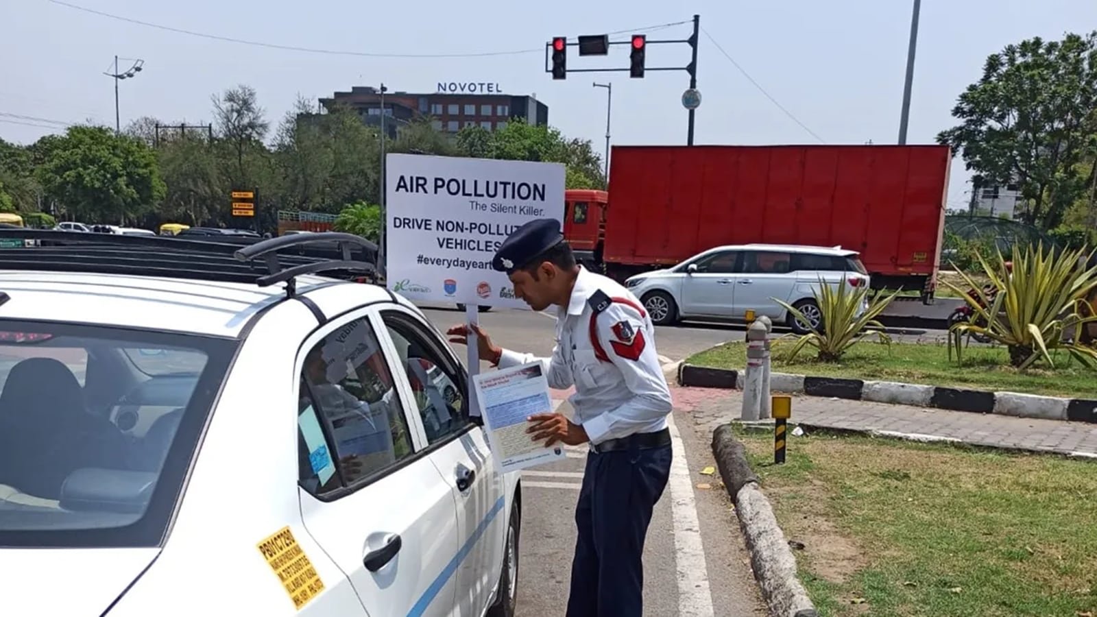 96 traffic challans issued every hour in Chandigarh, one in less than a minute | Chandigarh News