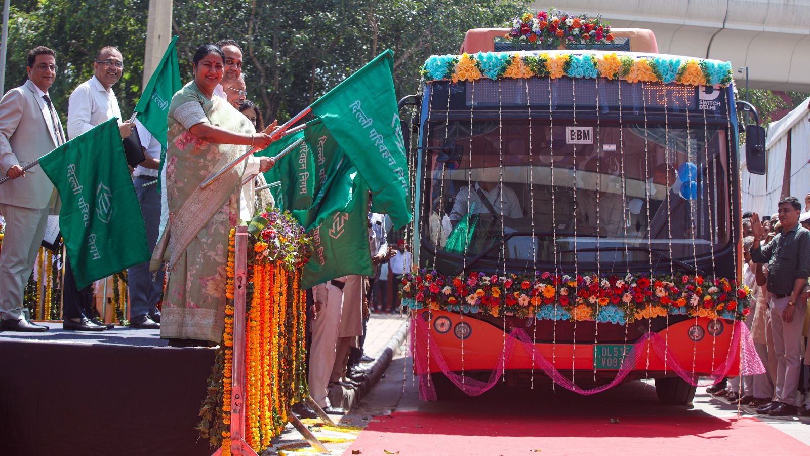 CM launches DTC interstate AC e-bus service between Delhi and Baraut in UP | Delhi News
