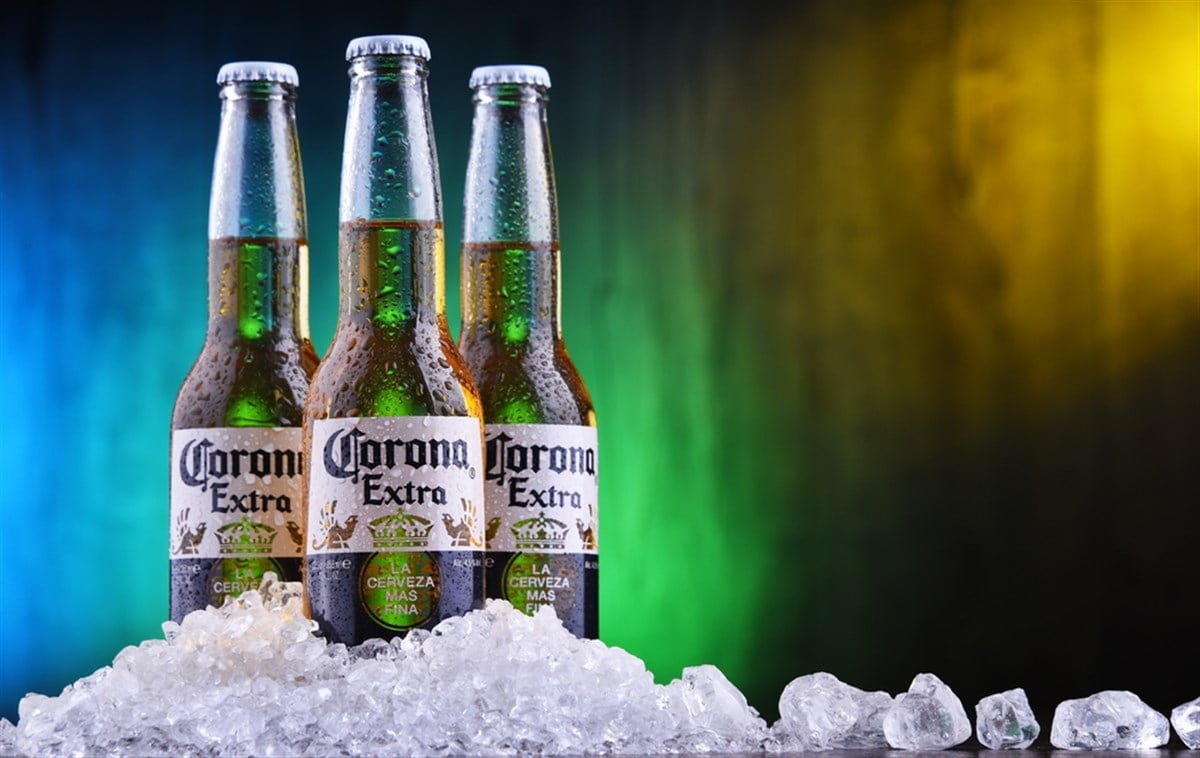 Constellation Brands Stock Drops—Is Buffett Still Buying?