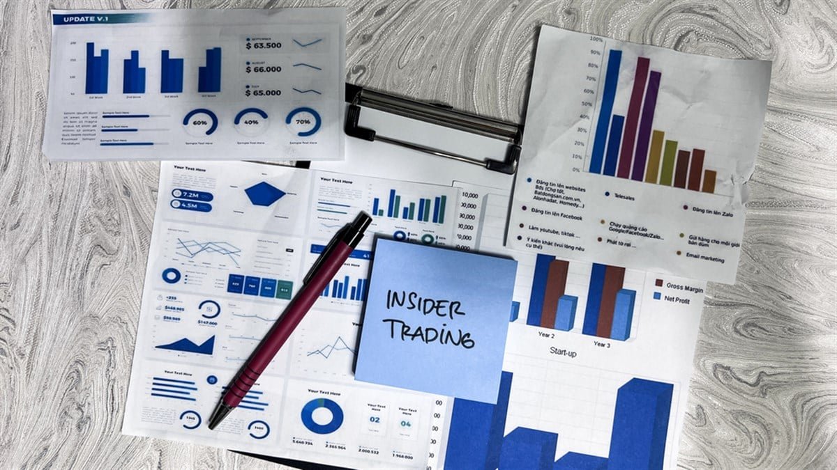 3 Small Caps That Insiders Are Buying 