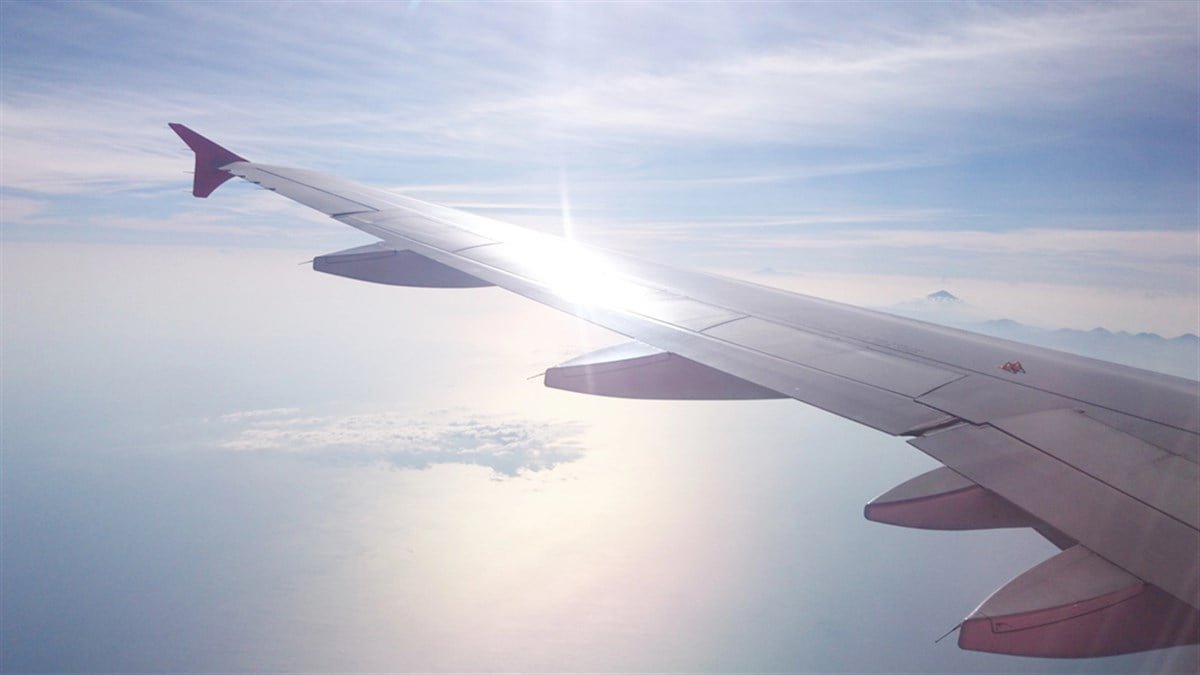 AAL, UAL, DAL Stocks Poised for More Upside After Fed Rate Relief
