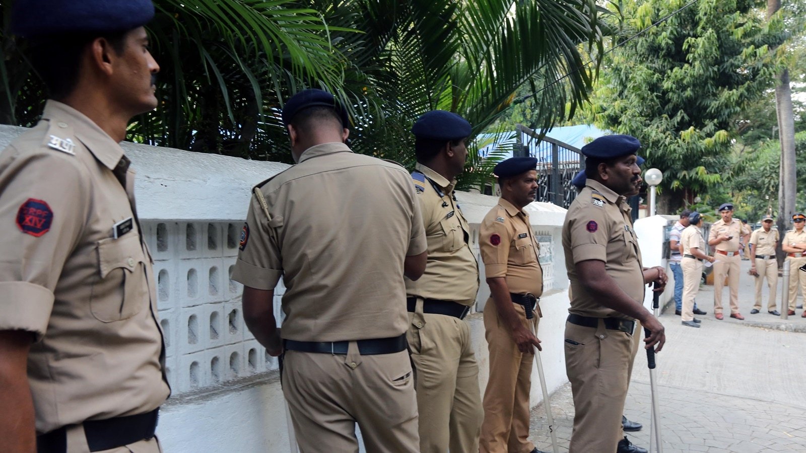 Mumbai man robs 77-year-old woman at knifepoint for ‘defaming’ him, arrested