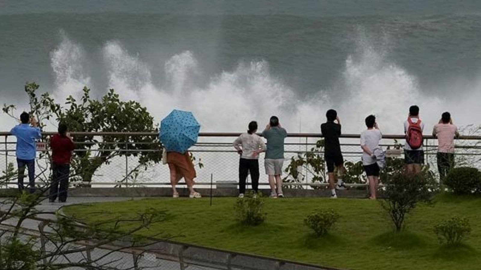 Typhoon Ragasa leaves trail of destruction from Philippines to China