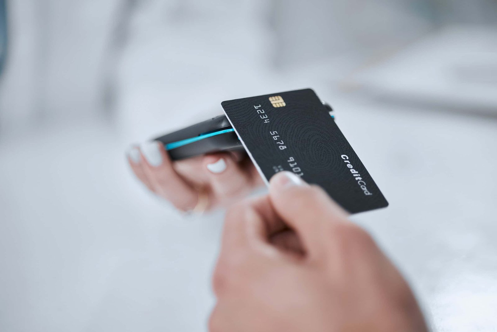 Merchants Eye PayTechs Amid Service Failures