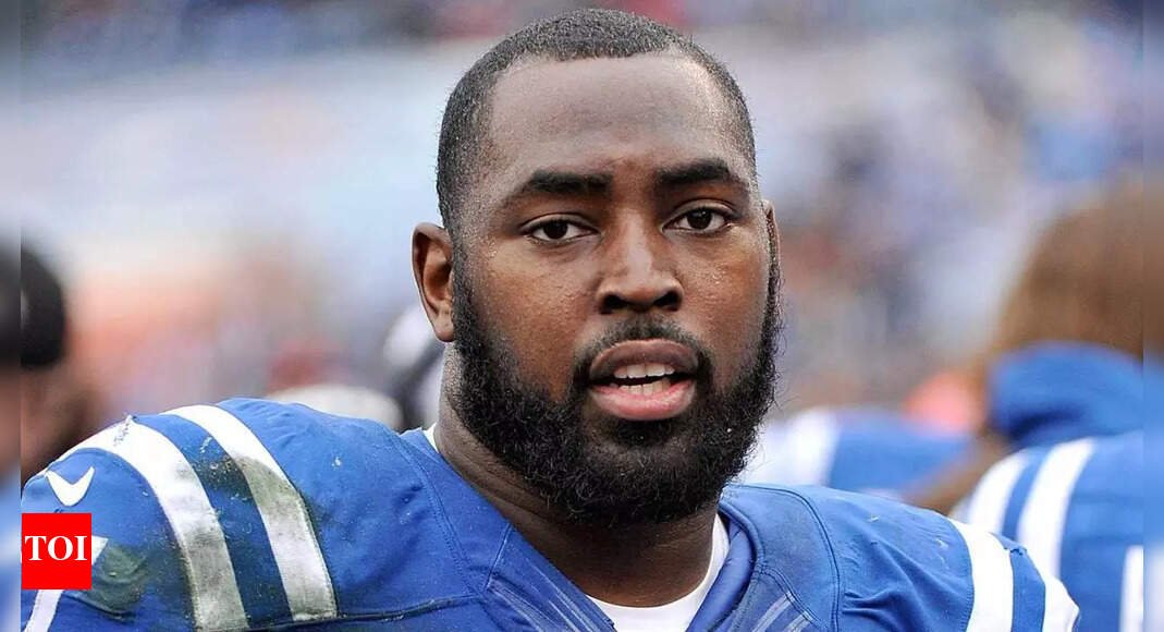 Arthur Jones’ Net Worth in 2025: Contracts, career earnings, and financial legacy explained | NFL News
