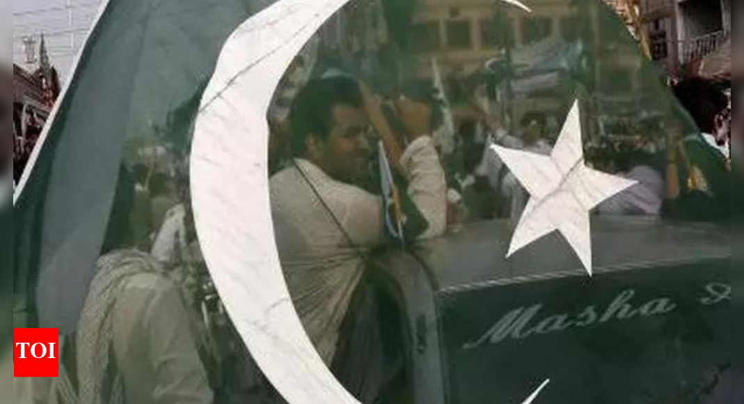 Blasts in Pakistan: Suspected suicide bombing and gunfire in Khyber Pakhtunkhwa; 3 dead
