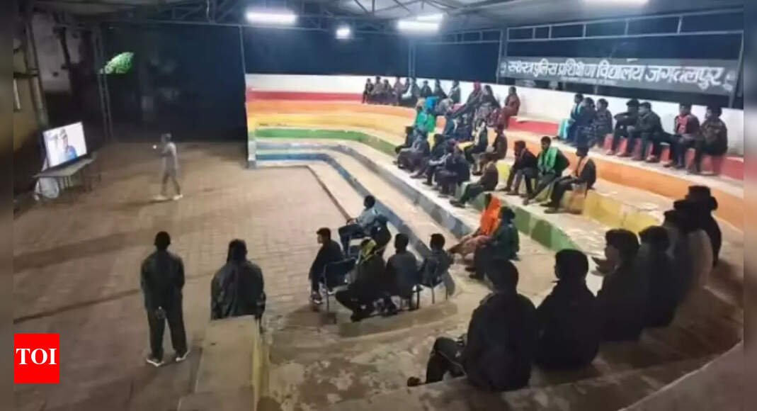 From jungle nights to ceiling fans: 1st night of freedom sans sleep | Raipur News