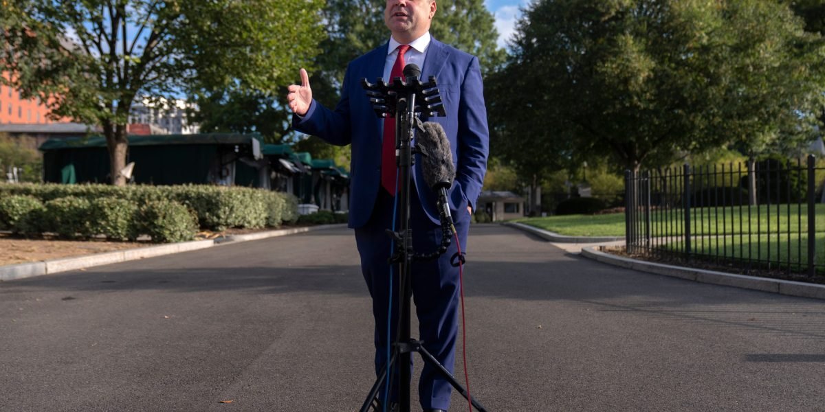Before Bill Pulte targeted Trump’s political enemies, he practiced on his own family