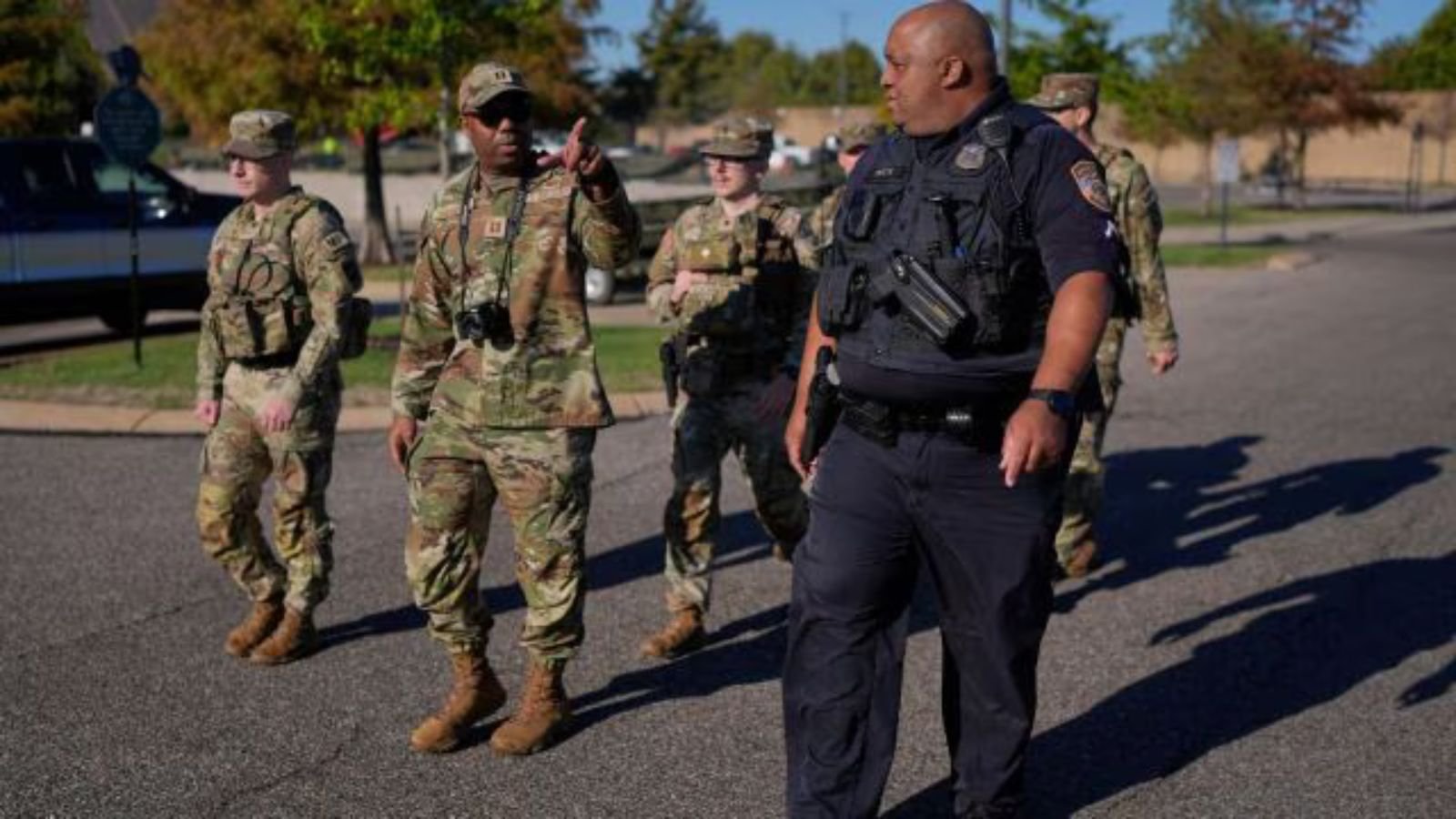 Trump administration asks Supreme Court to allow deployment of National Guard in Chicago area | World News