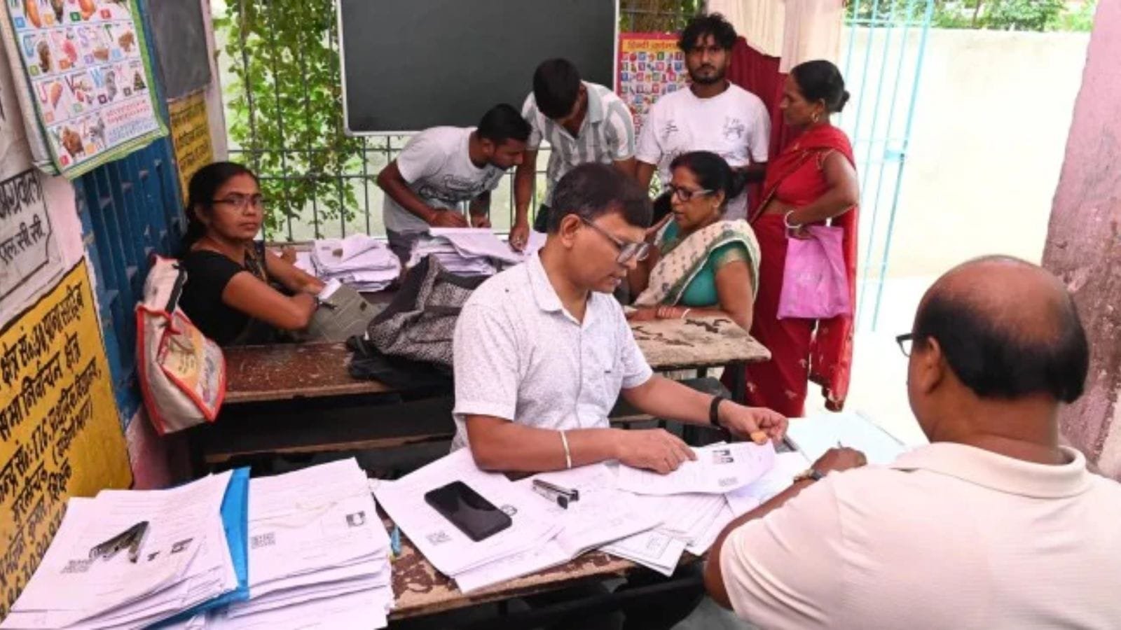 SC directs EC to furnish details of 3.66 lakh excluded voters from final Bihar electoral roll | Legal News