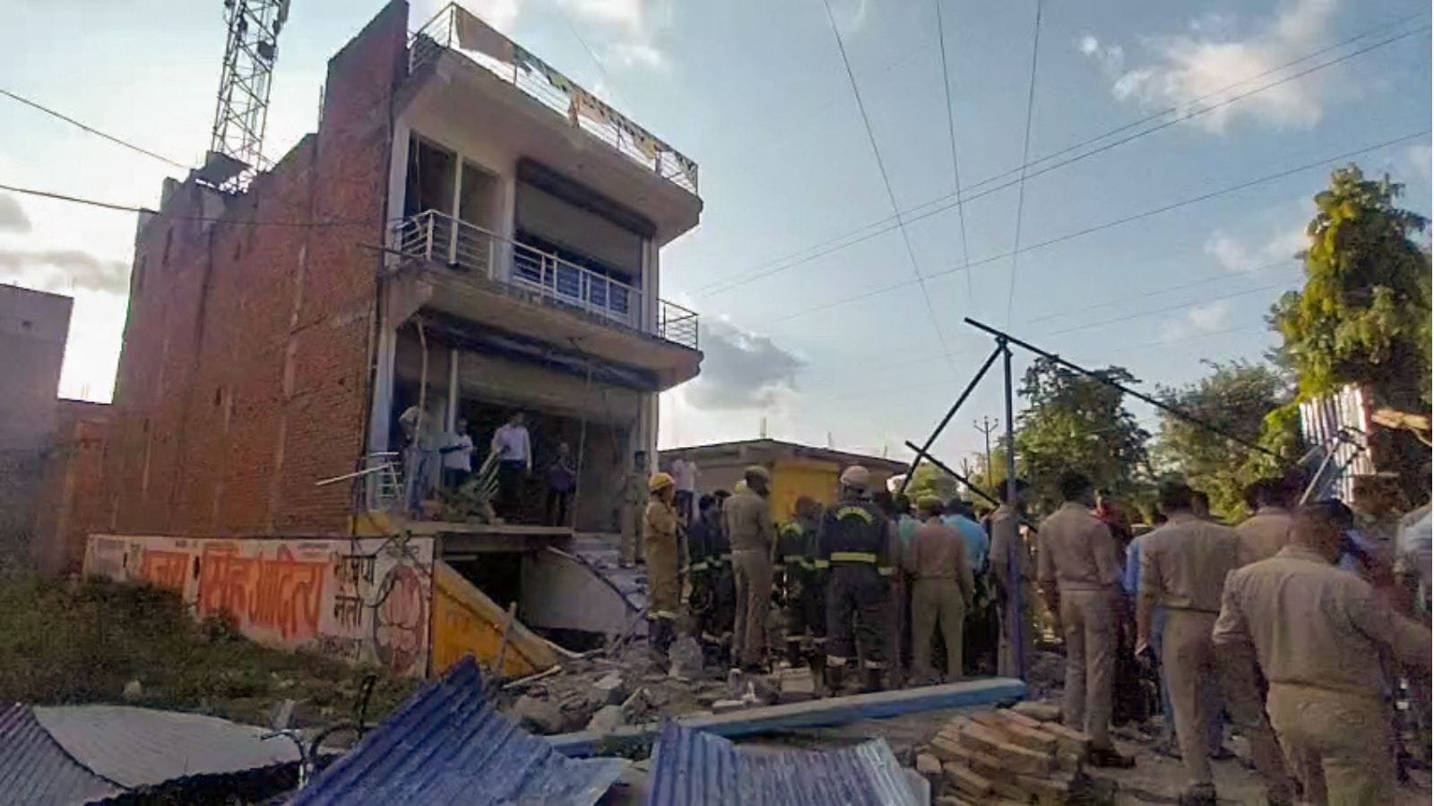 Two killed in septic tank blast at Farrukhabad coaching centre | Lucknow News