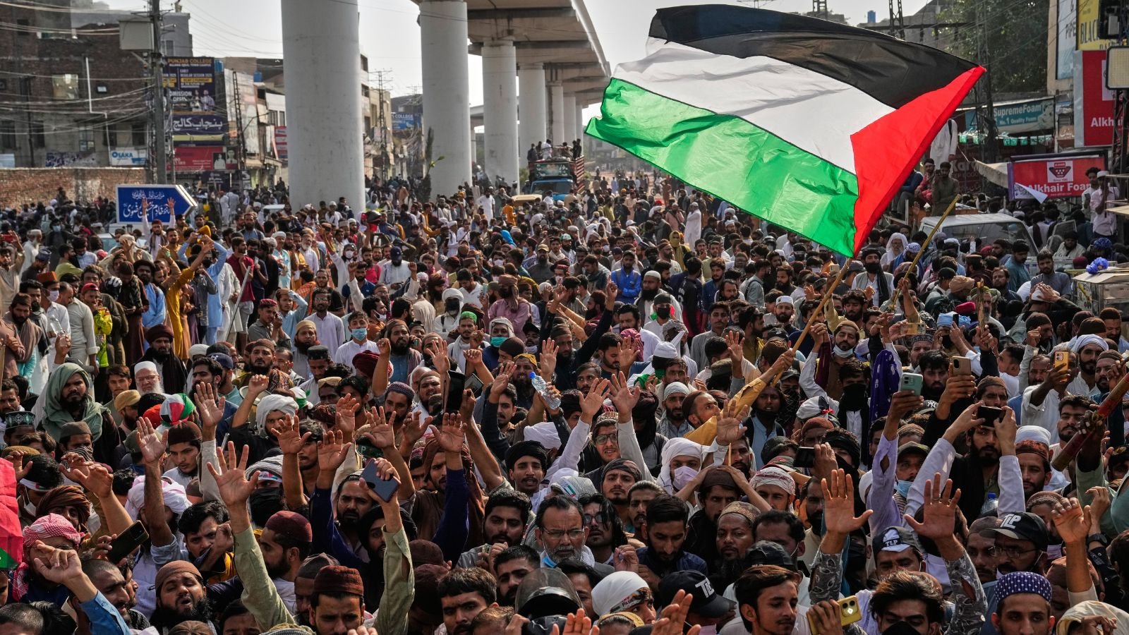 112 Pakistani cops injured as TLP’s Gaza march violence escalates: Top 10 developments | World News