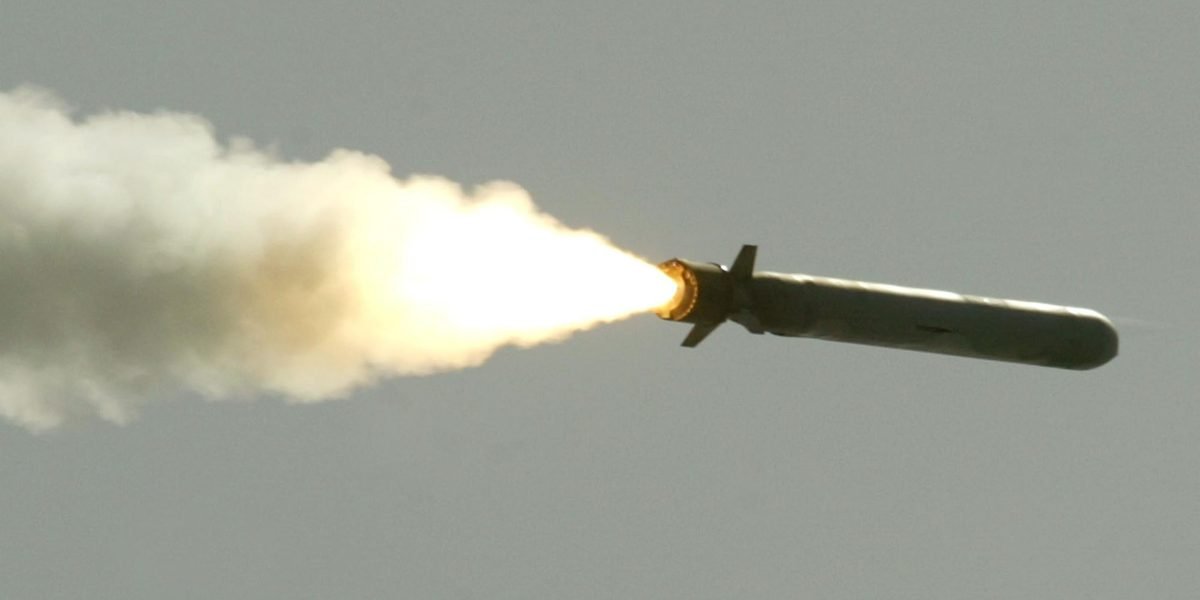 Trump warns Russia he may send Tomahawk missiles to Ukraine if war isn’t settled soon