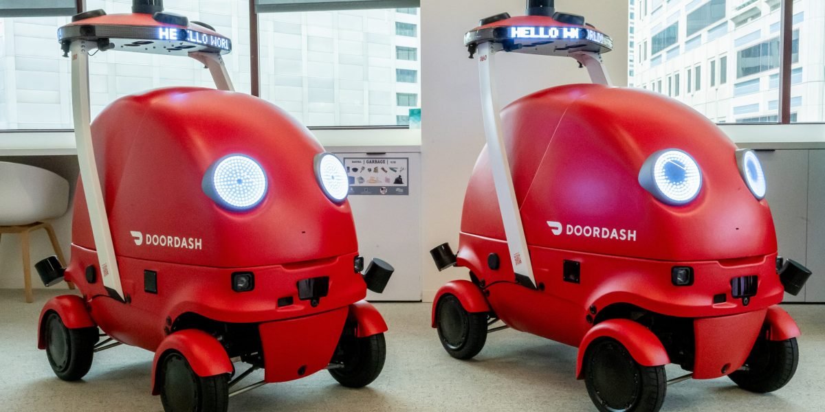 Meet Dot: DoorDash’s new 5-foot, 350-pound robot delivery driver that can hit 20 mph