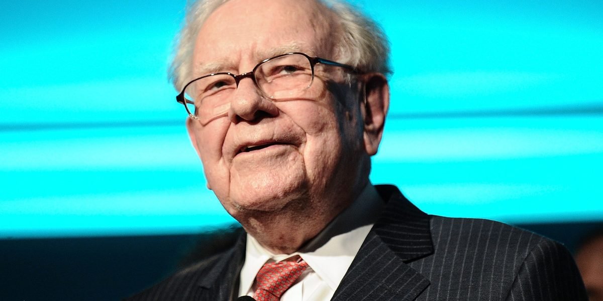 The best way to earn billionaire status is to follow in Warren Buffett’s footsteps: 15% of billionaires derive net worth from the finance industry