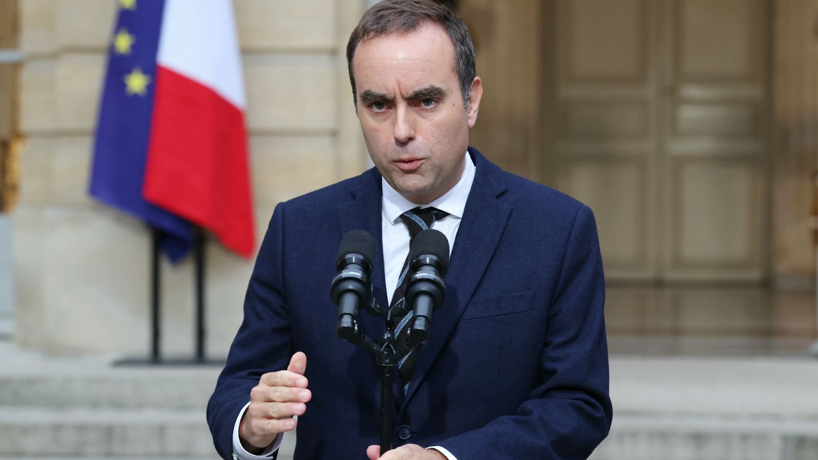 French PM Lecornu forms new cabinet amid protests over spending cuts | World News