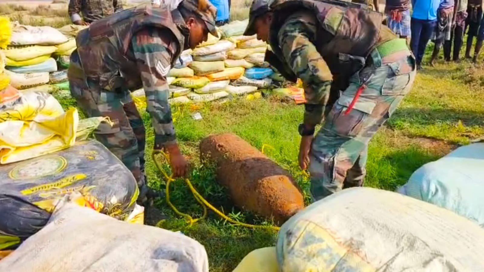 Bolpur: Month after recovery, Army defuses ‘WWII-era’ bomb | Kolkata News