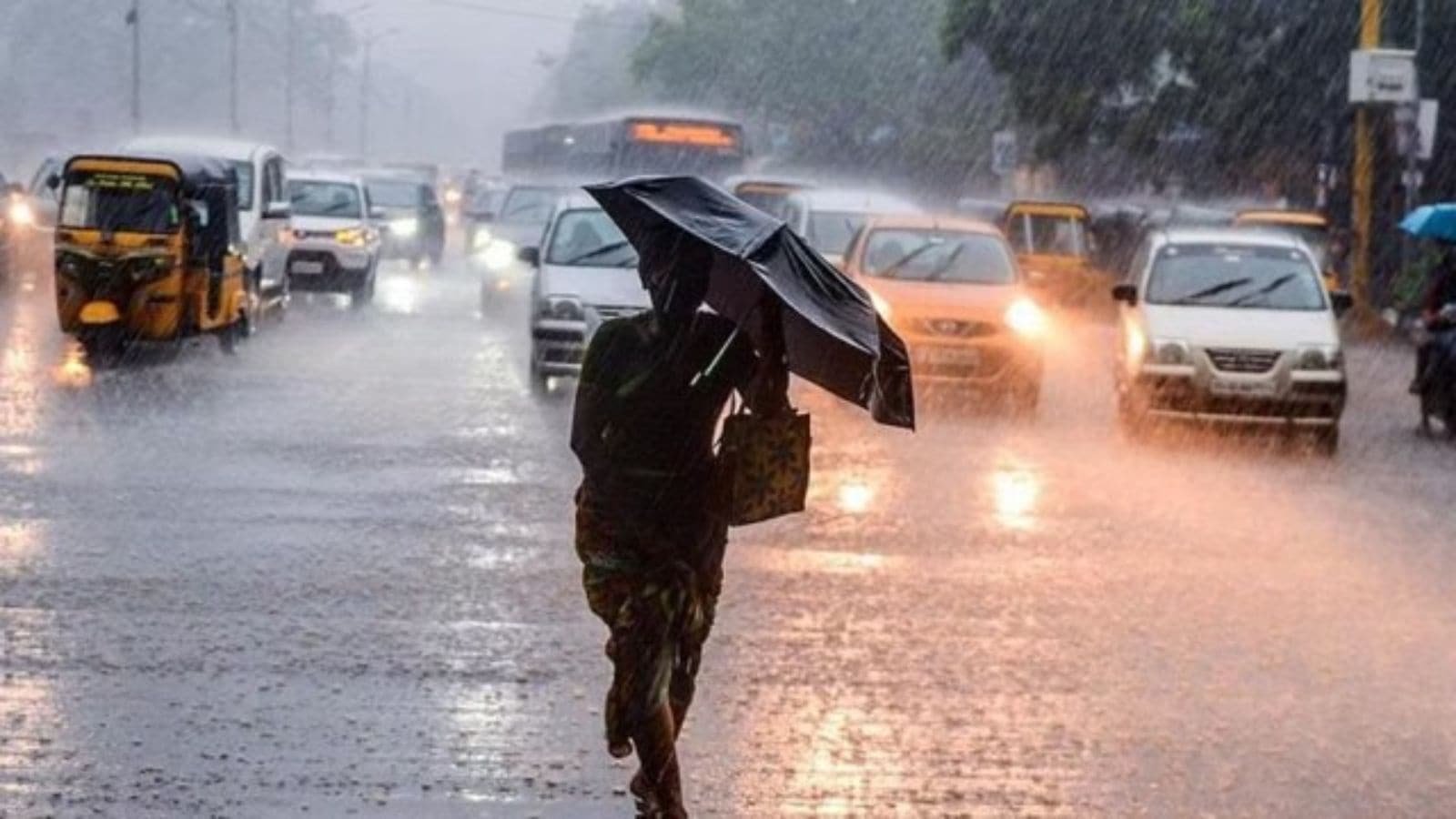 IMD forecasts heavy rain over parts of Tamil Nadu