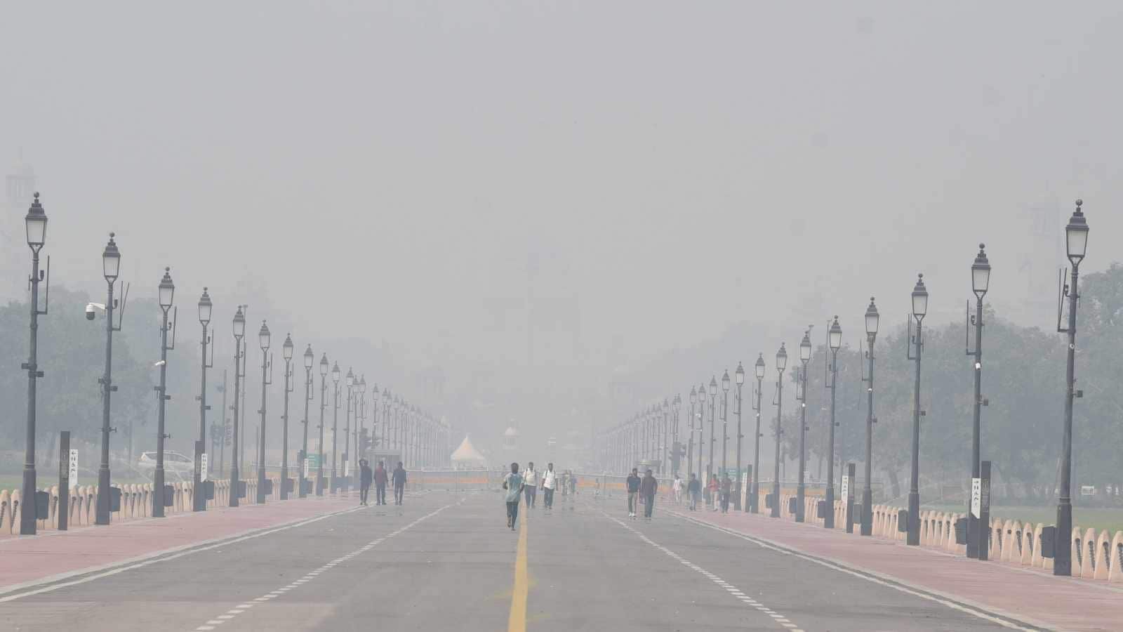 Day after Diwali, Delhi chokes as AQI shoots up