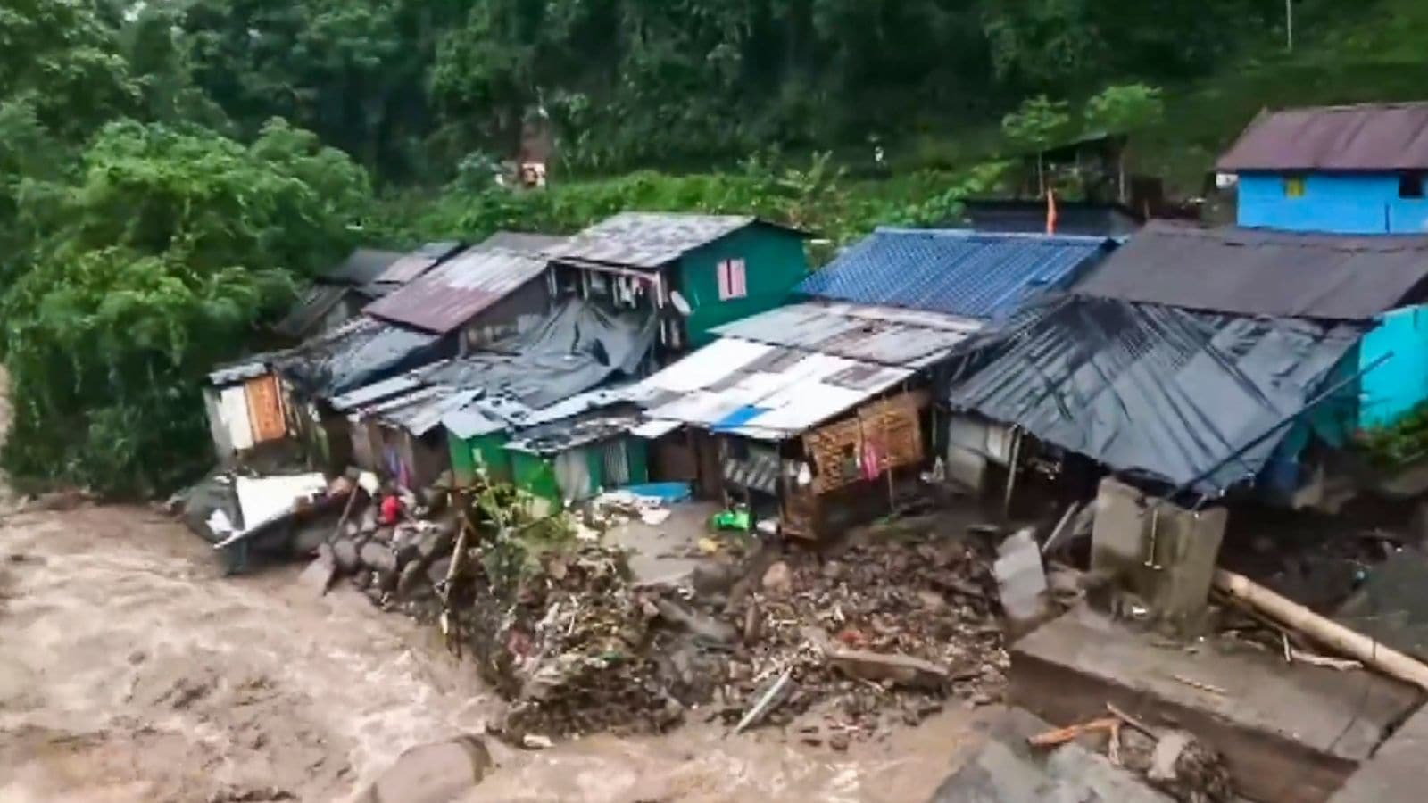 Red Alert for Cooch Behar and Jalpaiguri, Orange for Darjeeling district in North Bengal | Kolkata News