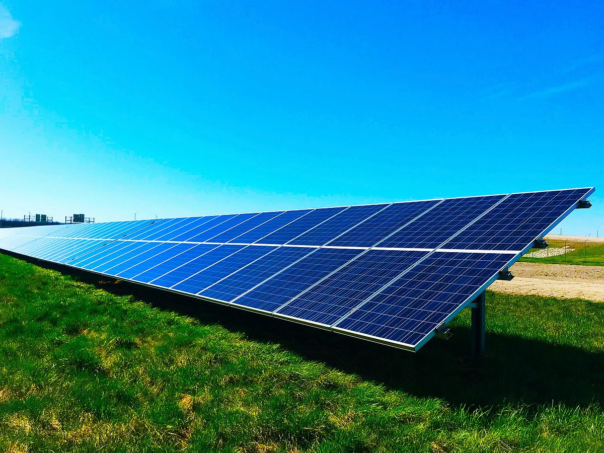 Delhi Government To Install Solar Panels On 1,000 Buildings To Generate 55 MW Green Energy: Officials