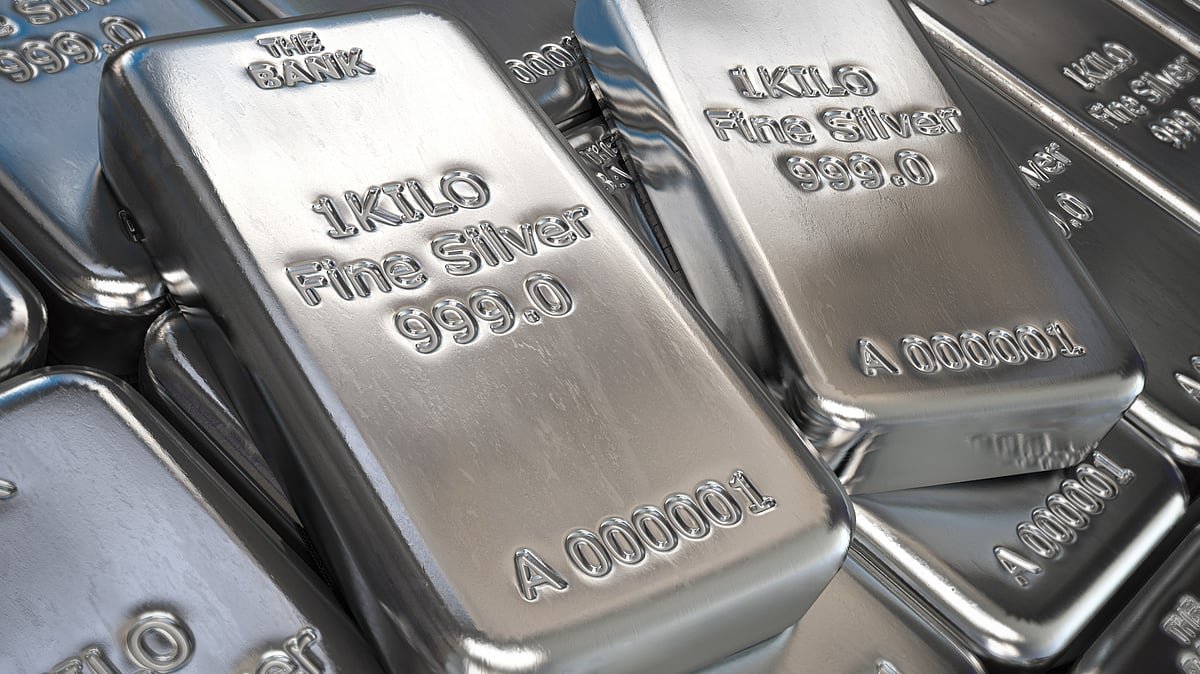 Silver Shines As ‘Poor Man’s Gold,’ Notes Nilesh Shah, Citing Industrial Demand, Saudi Bank Purchases
