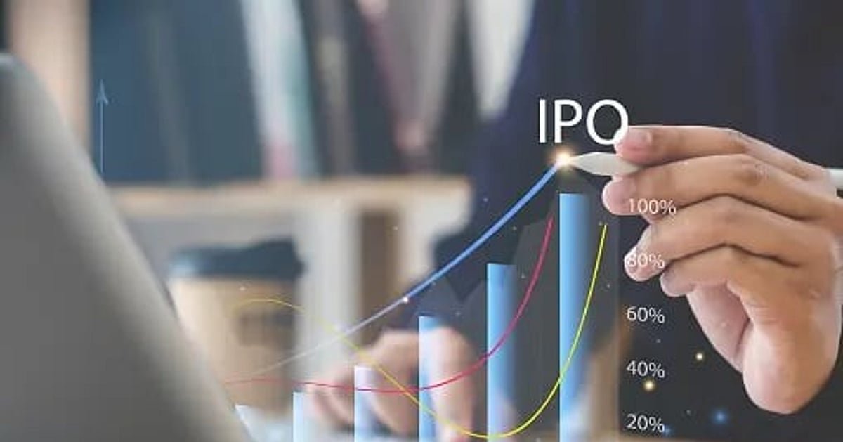 Canara Robeco AMC IPO Day Three: Check Subscription Status, Latest GMP Canara Robeco AMC IPO Day Three: Check Subscription Status, Latest GMP