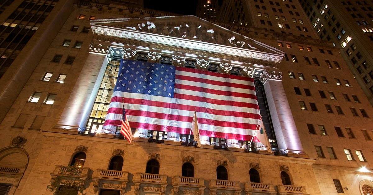 Wall Street Opens In Green As Fresh AI Deals Fuel Positive Sentiment