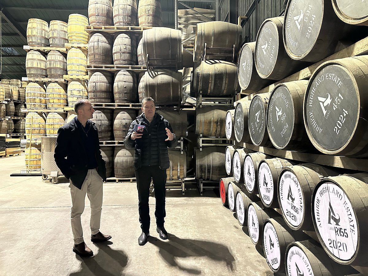Scotch Whisky Makers Join Starmer’s India Trade Mission Eyeing GBP 1 Billion In Sales