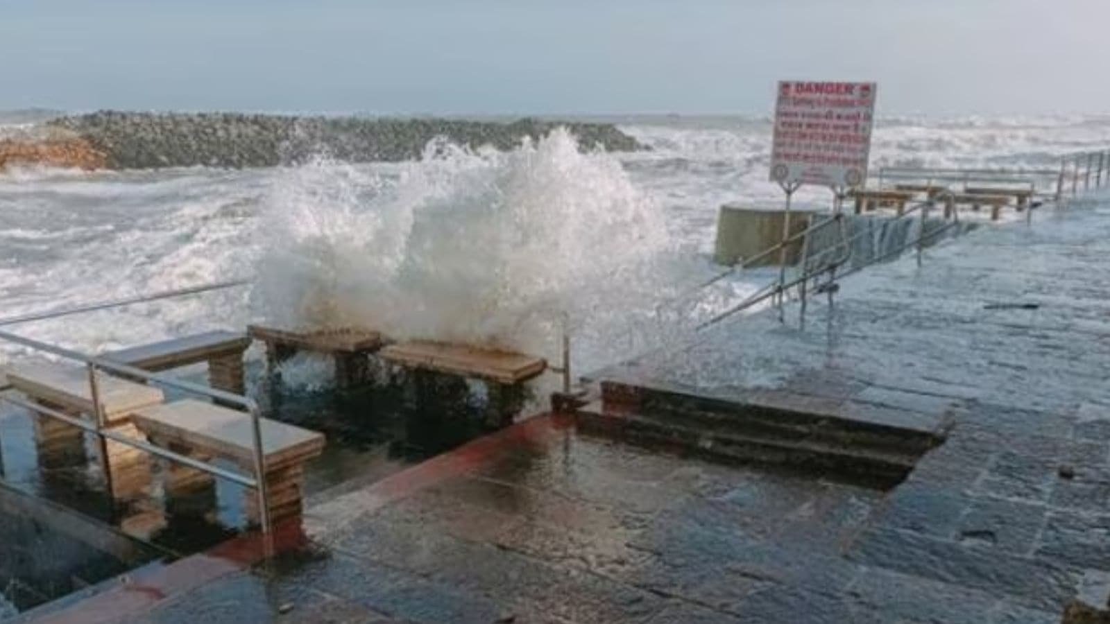 Cyclonic storm ’Shakhti’: IMD issues warning to Gujarat ports, fishermen | Ahmedabad News