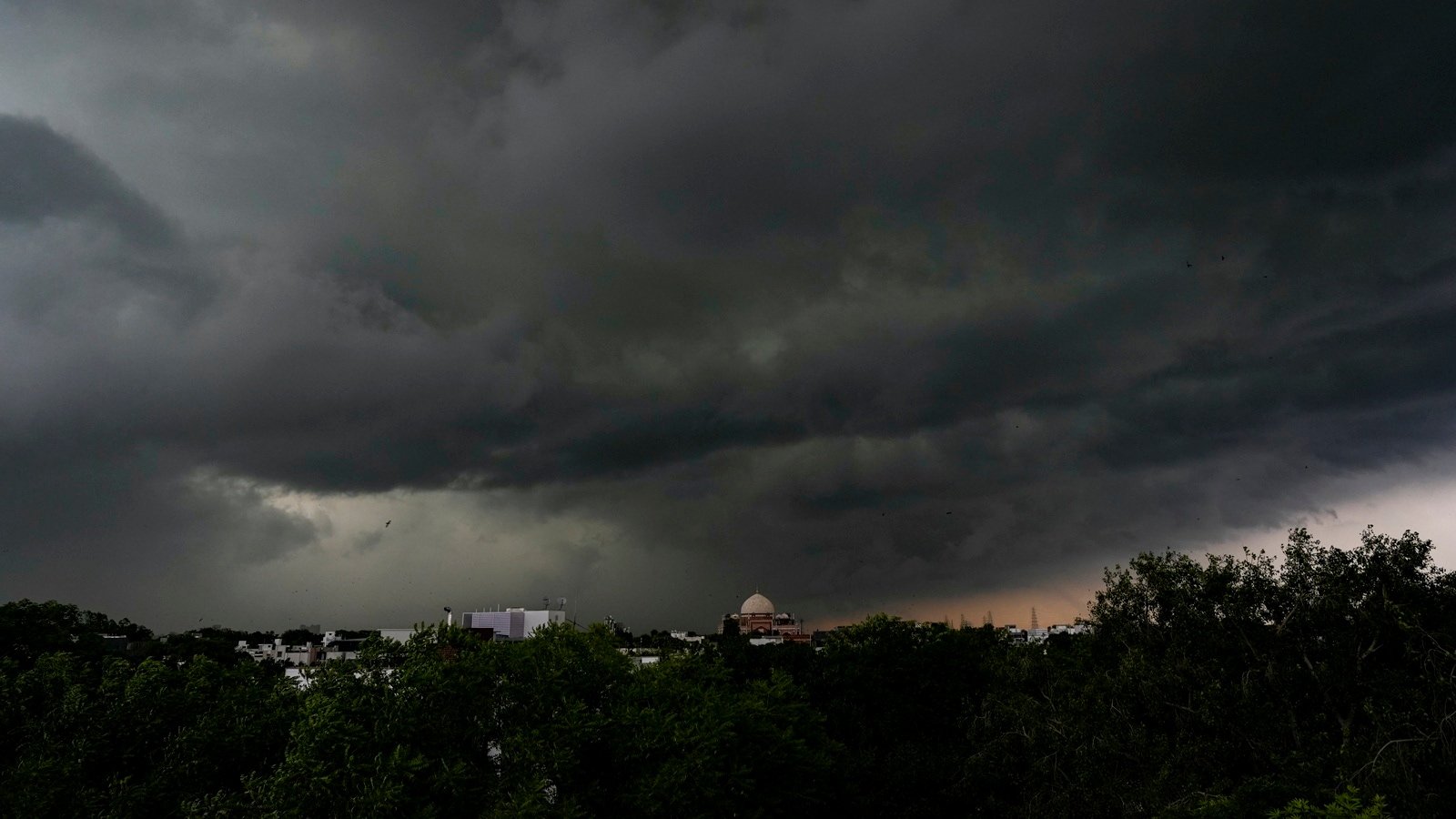 Early winter or return to warmer days in Delhi? Here is what experts say | Delhi News