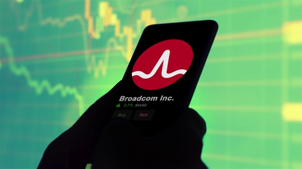 Broadcom (AVGO) Stock Gets Bullish Boost From Analysts