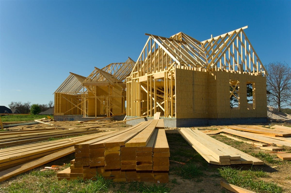 LEN & PHM Stocks Downgraded Amid Housing Slowdown