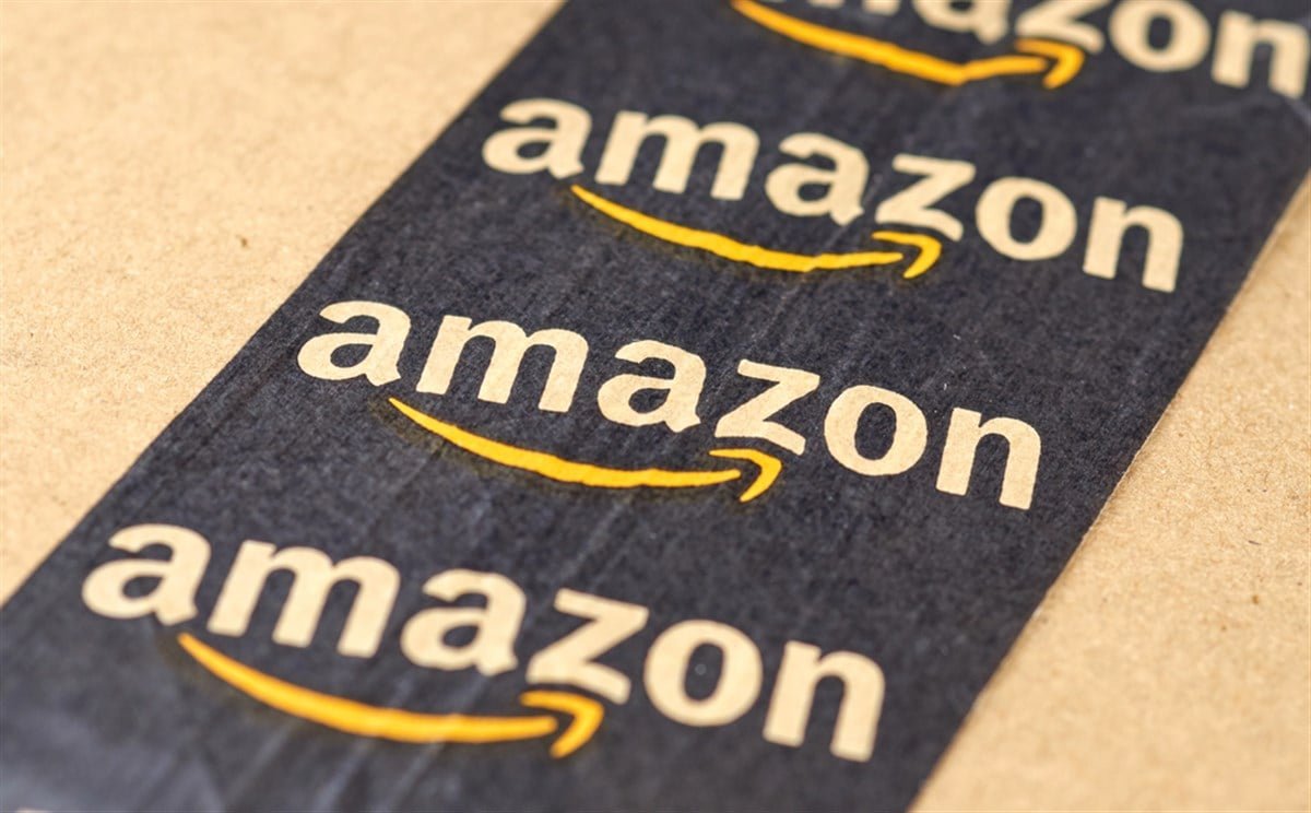 AMZN Stock Setup Turns Bullish With Breakout in Sight