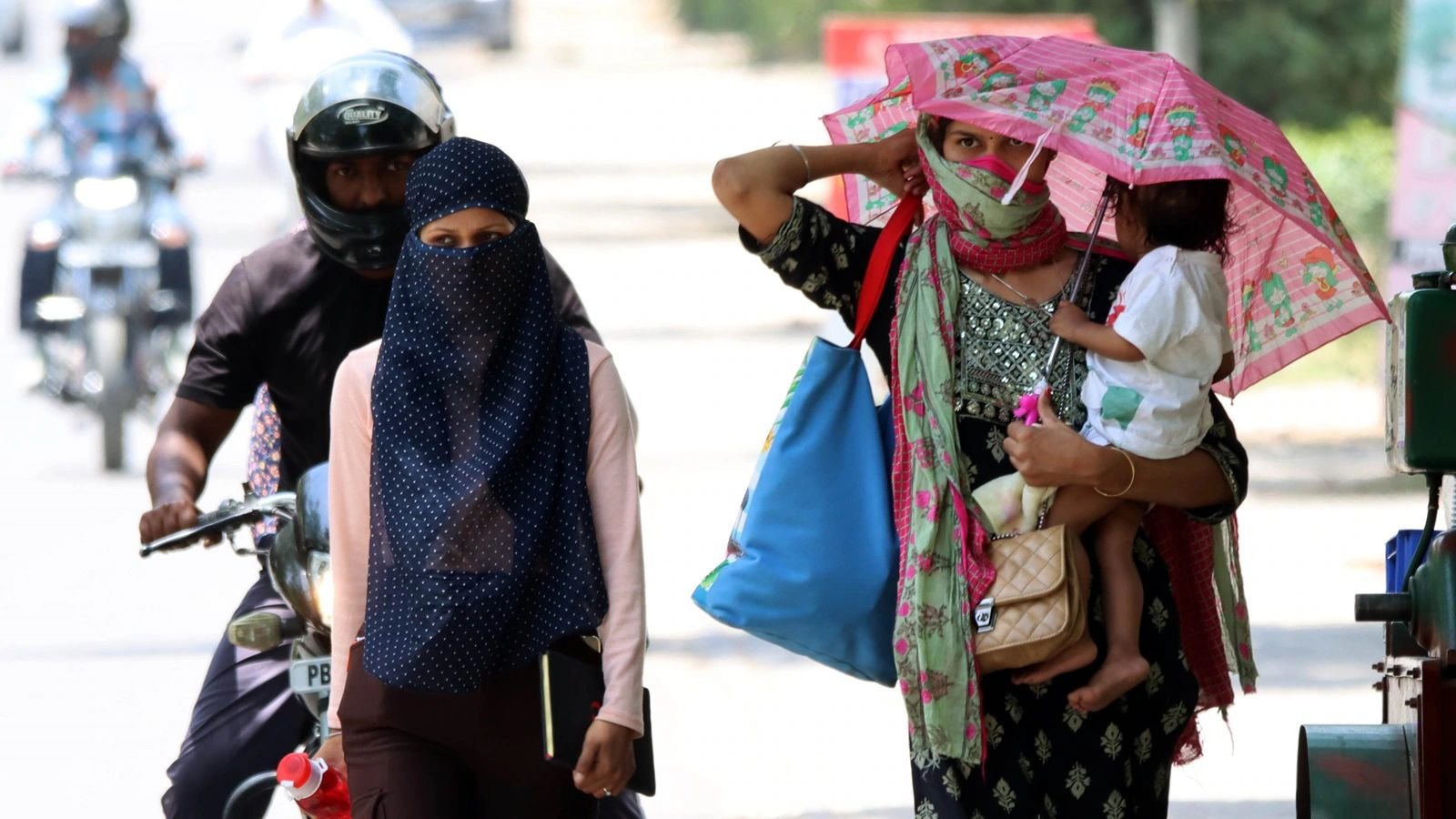October heat grips Mumbai, no relief expected next week | Mumbai News